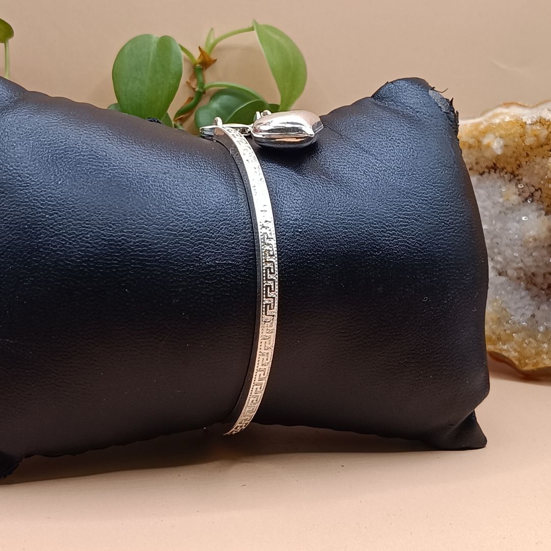 S925 Silver Delight: Elegant Bracelet