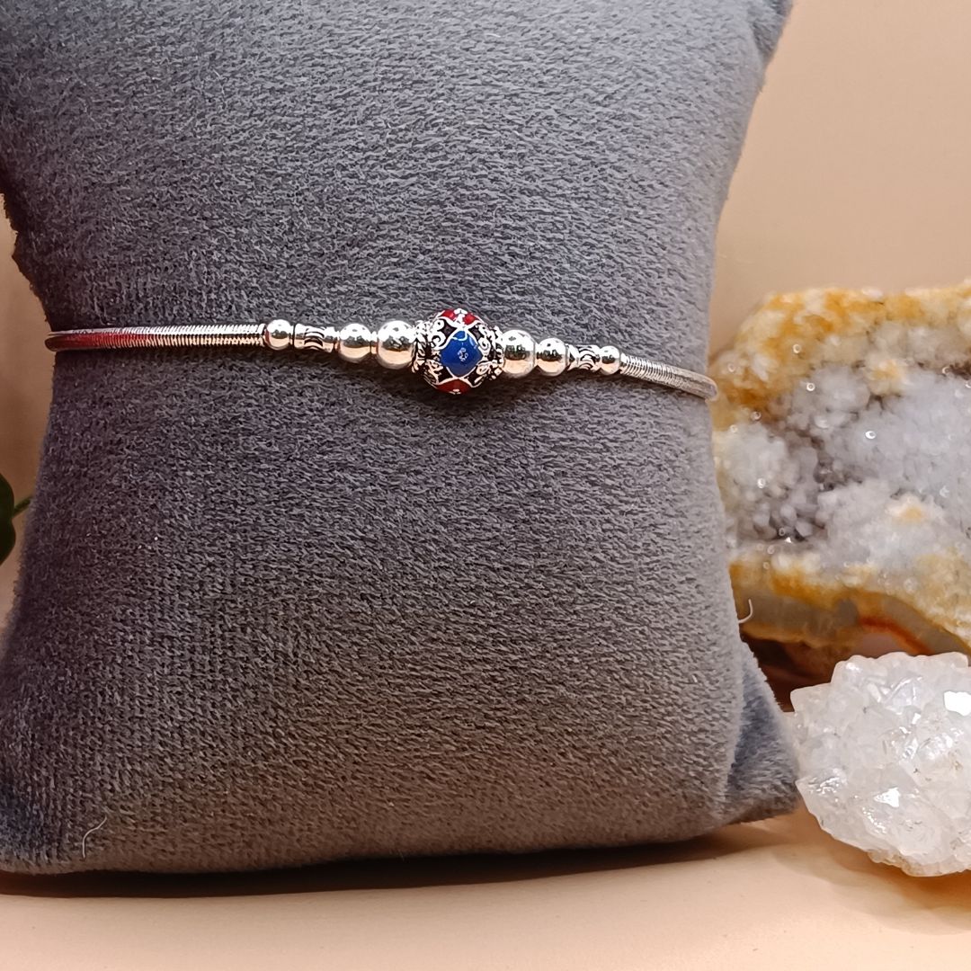 Elegance in S925 Silver: Timeless Beauty Bracelet