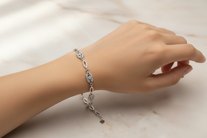 Silver ladies Bracelet SBL80