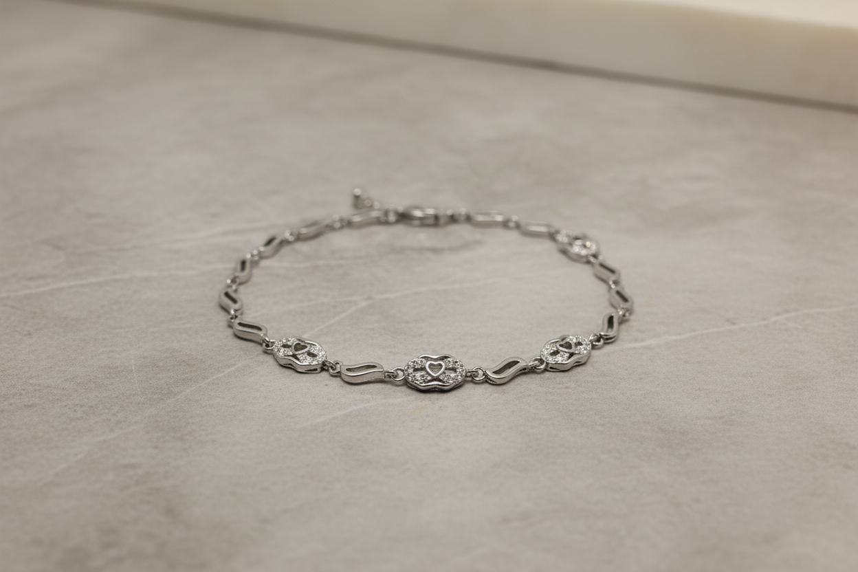Silver ladies Bracelet SBL89