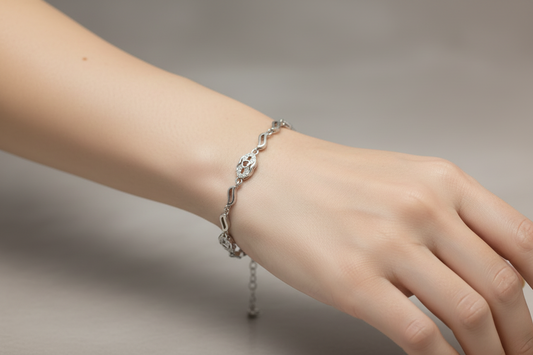 Silver ladies Bracelet SBL89