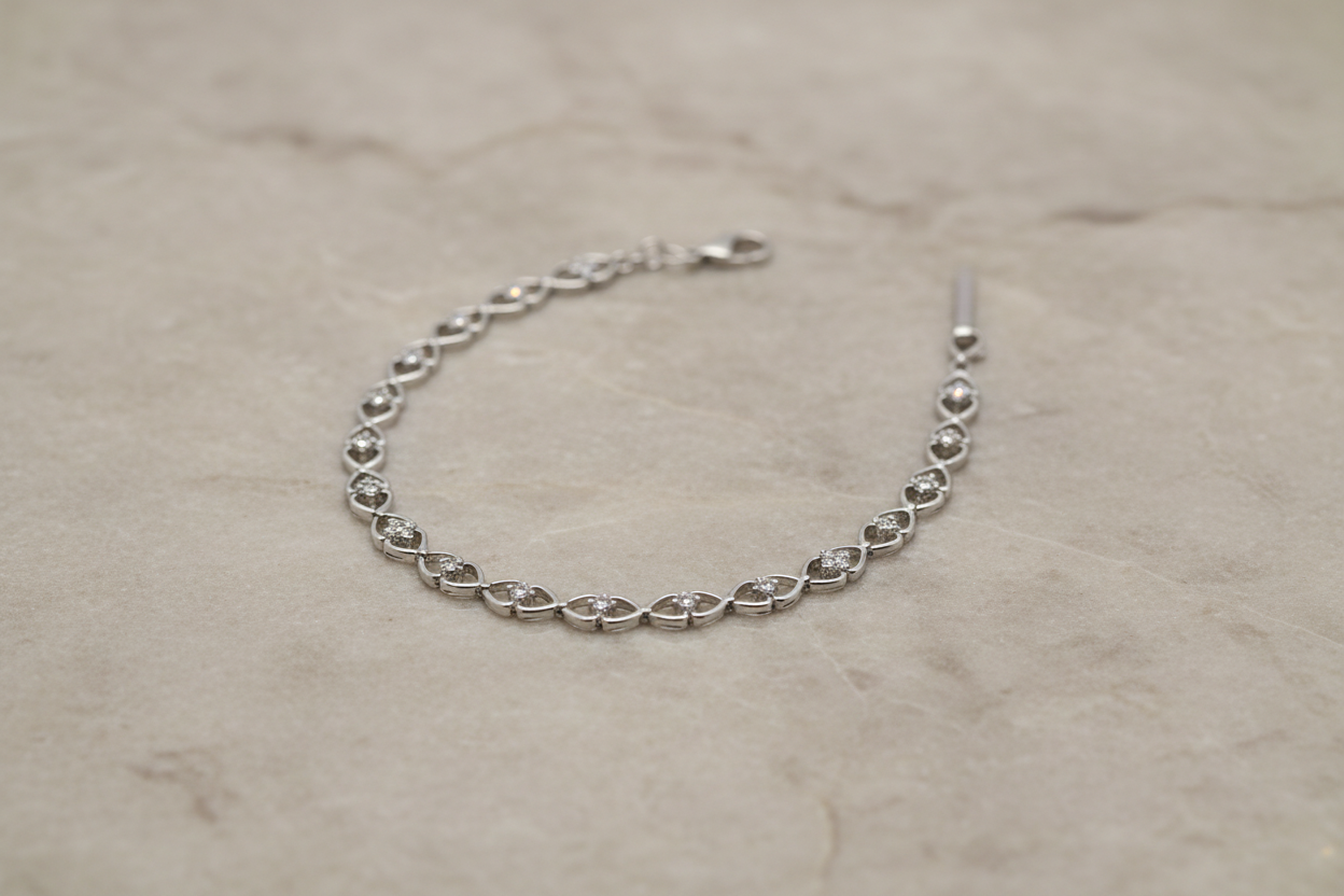 Silver ladies Bracelet SBL108