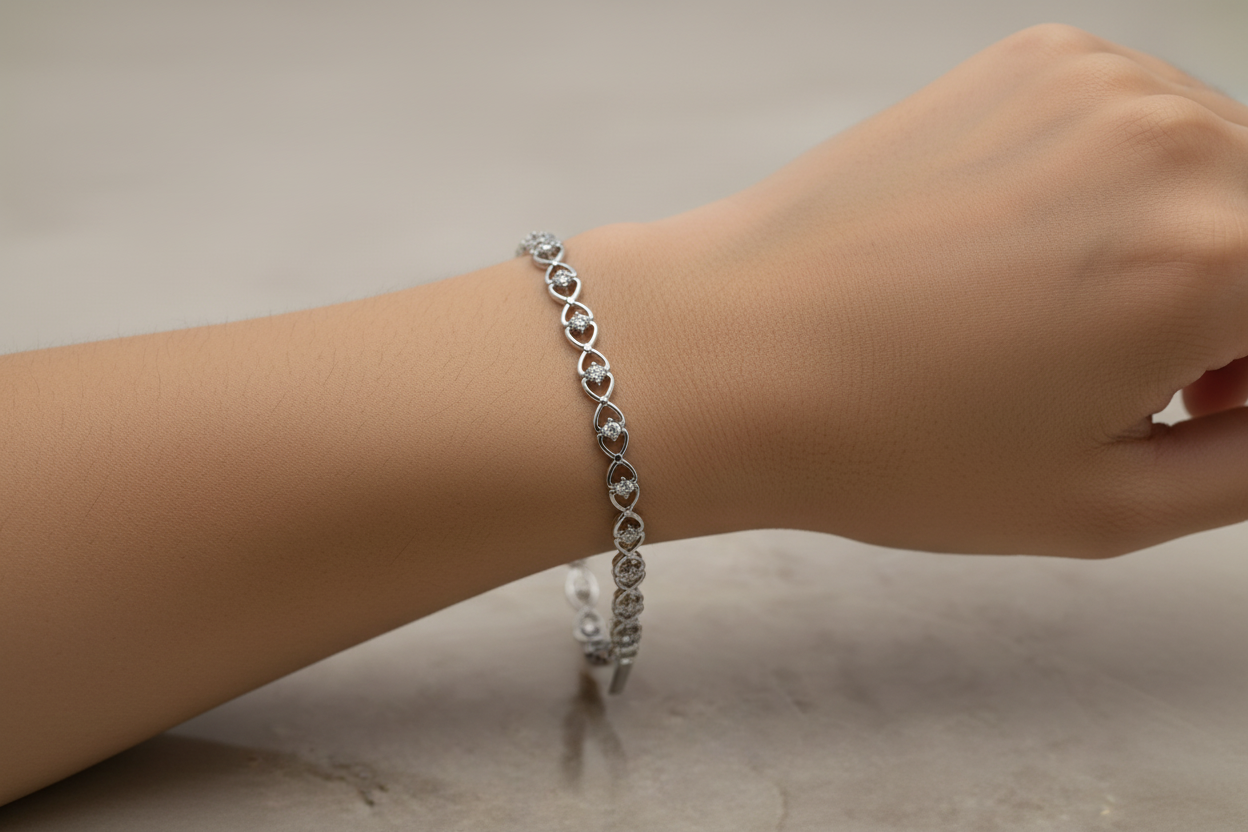 Silver ladies Bracelet SBL108