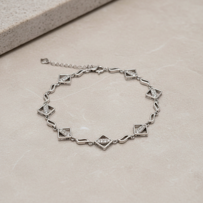 Silver ladies Bracelet SBL95