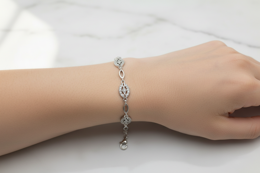 Silver ladies Bracelet SBL81
