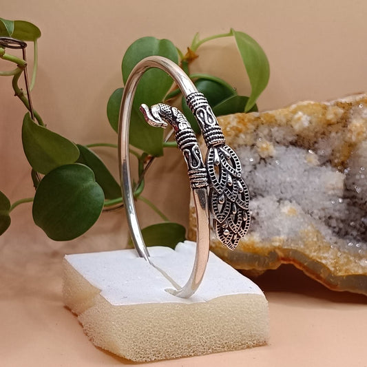 S925 Silver Charm: Classic Elegance Bracelet