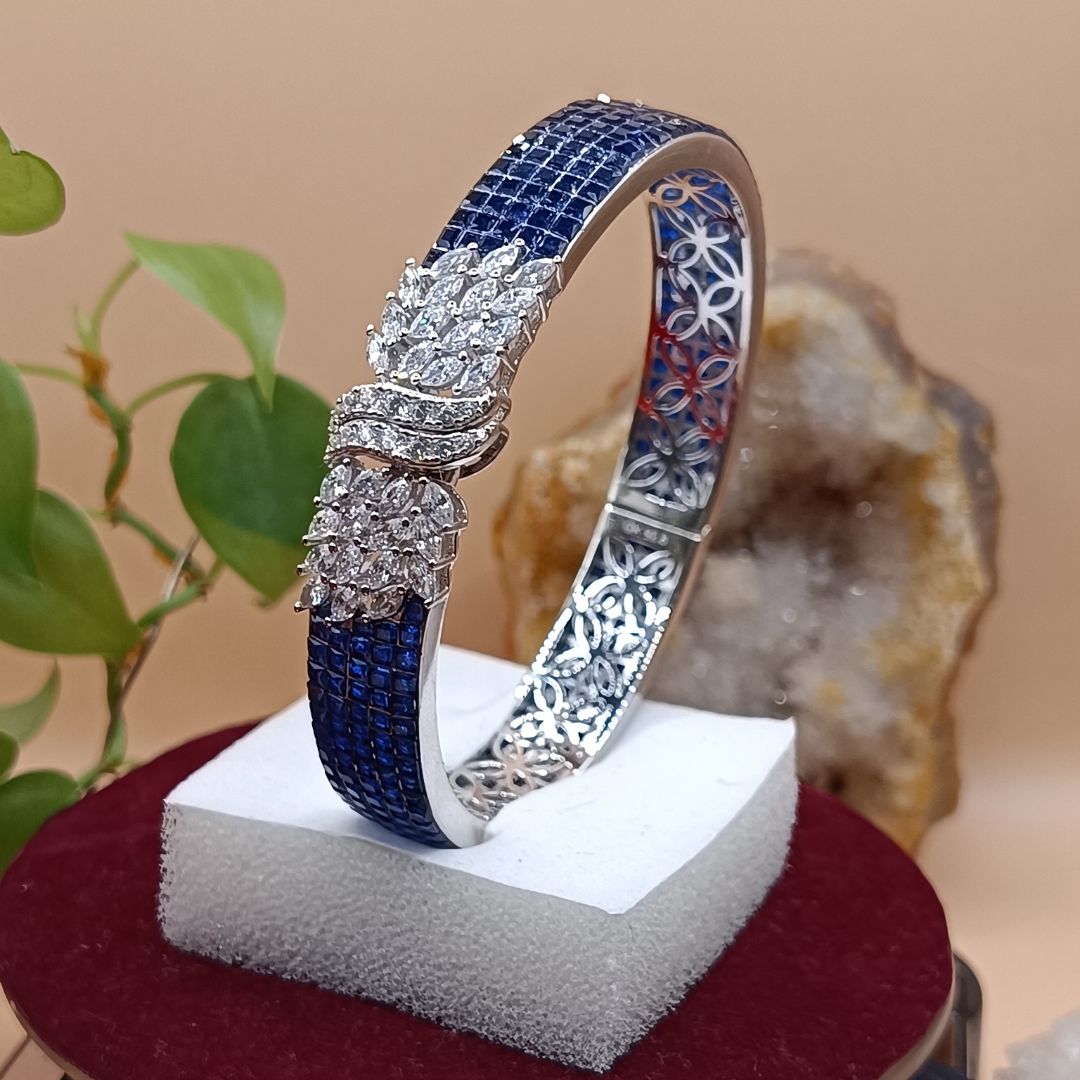 S925 Silver Glow: Elegant Blue Bracelet