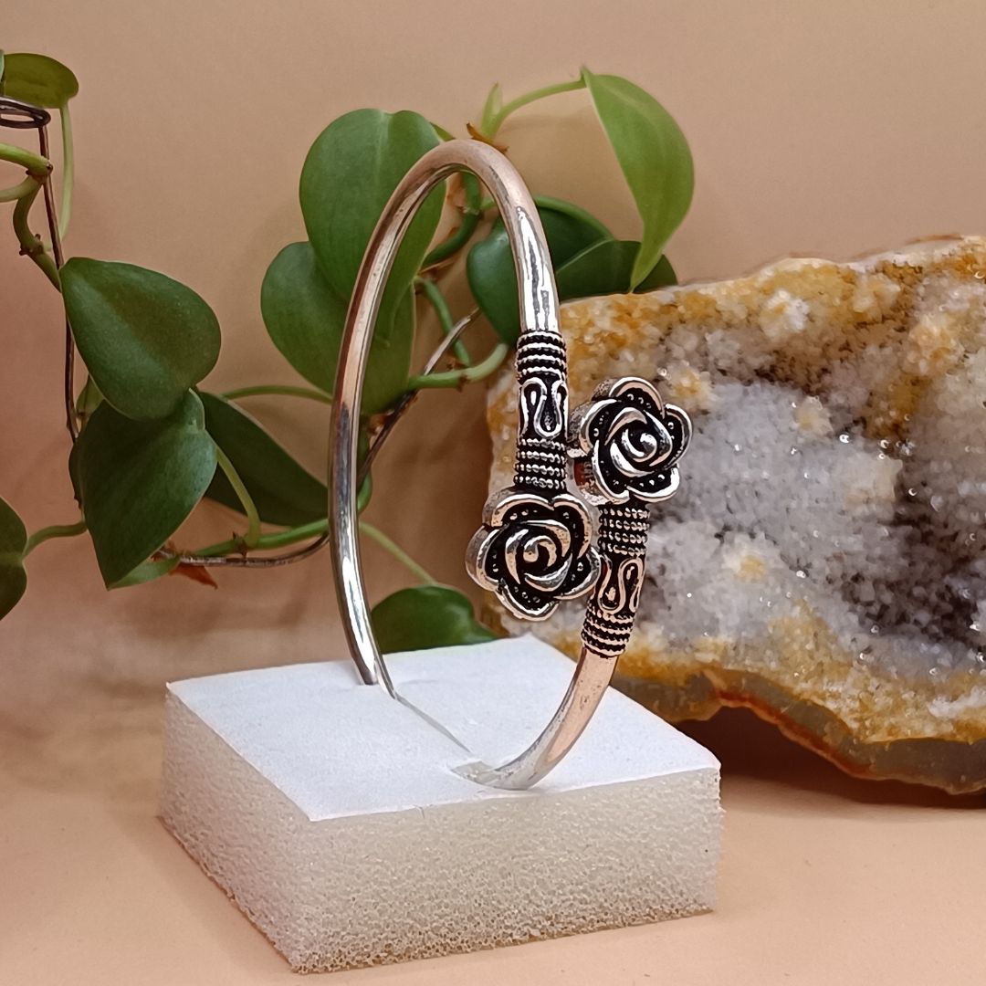 S925 Silver Brilliance: Everlasting Bracelet