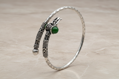 Refined Radiance: S925 Silver Timeless Bracelet