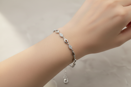 Silver ladies Bracelet SBL90