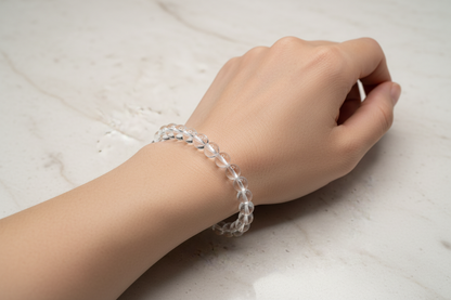 White Clear Crystal/Sphatic bracelet